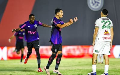 Joias mostram serviço, e Botafogo vence a Portuguesa-RJ na estreia no Carioca