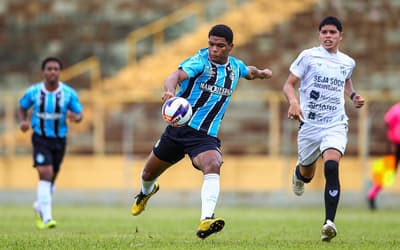 Grêmio atropela o Ceará e é o primeiro semifinalista da Copinha 2026
