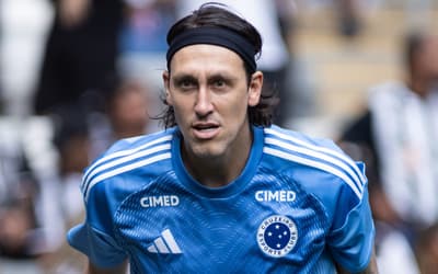 Goleiro do Cruzeiro, Cássio detalha lesão no dedo que exigiu uso de luva especial