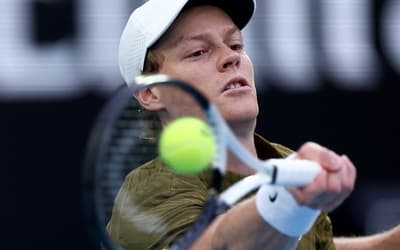 Sinner passa fácil e reencontra Djokovic no Australian Open