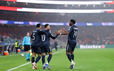 Torcedores vão à loucura com gol de goleiro em jogo do Real Madrid: 'Impressionante'