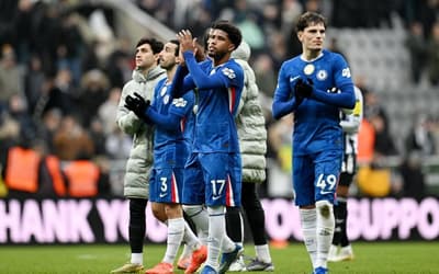 Técnico do Chelsea compara Andrey Santos com campeão de Copa do Mundo