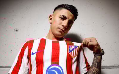 Possível saída de Almada do Atlético de Madrid agita torcedores: 'Vai voltar'