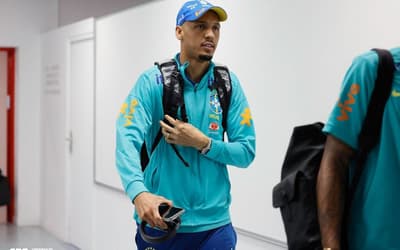 Em fim de contrato, meia da Seleção abre o jogo sobre o futuro: 'Verei'