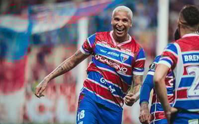 Deyverson é anunciado por time que jogará a Libertadores