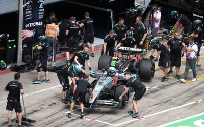 F1: Ex-piloto revela falha em motor da Mercedes para temporada 2026