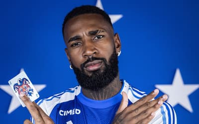 Jornalista analisa possibilidades de Copa para Gerson: 'Muitos concorrentes'