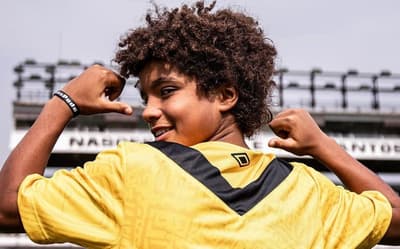 Athletico encaminha acerto com promessa de 13 anos do Santos; veja valores