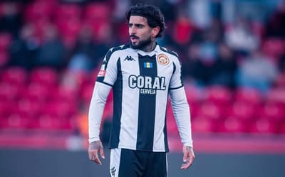 Liziero é destaque da goleada do Nacional no Campeonato Português antes de pegar gigantes