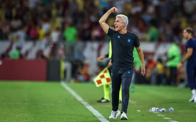 Luís Castro defende mudanças no Grêmio após derrota para o Fluminense