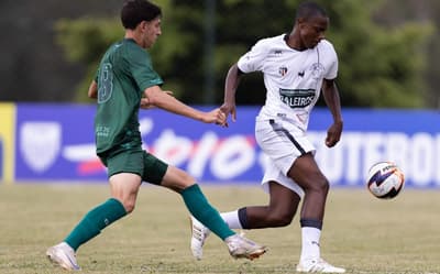 Coritiba perde do Meia Noite-SP e é eliminado da Copinha; veja os gols