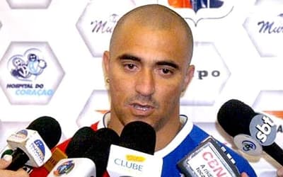 Por onde anda Nem, ex-zagueiro do São Paulo?