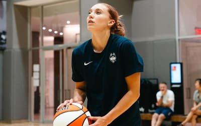 Estrela do basquete dos EUA acerta parceria comercial com a Lego; entenda