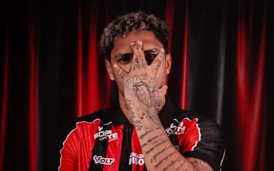 Vitória anuncia contratação de atacante que estava na China