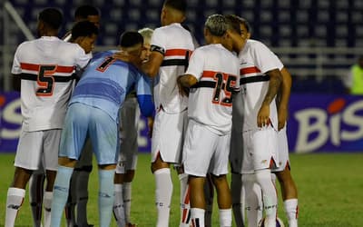 São Paulo vence a Portuguesa e avança à terceira fase da Copinha