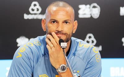Torcedores do Palmeiras debocham de falha de Weverton em Inter x Grêmio