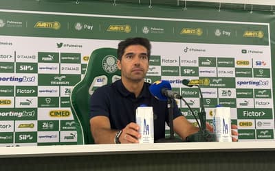 Abel vê Palmeiras perto do ideal e destaca trabalho de JP Sampaio na base