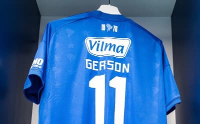 Novo camisa 11 do Cruzeiro: relembre quando Gerson usou o número anteriormente