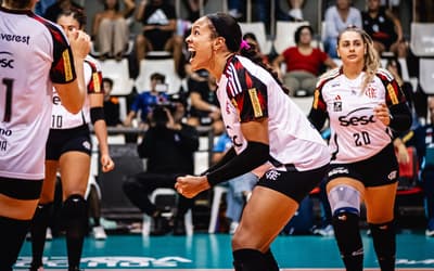 Destaque do Flamengo, Simone Lee se torna maior pontuadora da Superliga