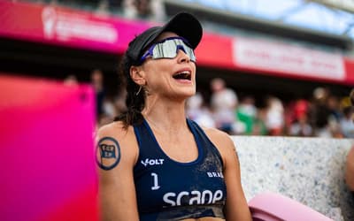 Protagonista dentro e fora de quadra, Carol Solberg teve 2025 intenso