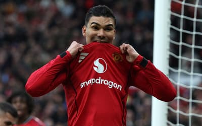 Casemiro anuncia saída do Manchester United ao final da temporada; veja vídeo