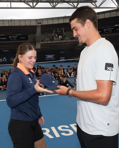 João Fonseca participa de atividade com boleiros em Brisbane