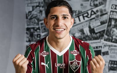 Ao vivo: acompanhe a coletiva de apresentação de Savarino no Fluminense