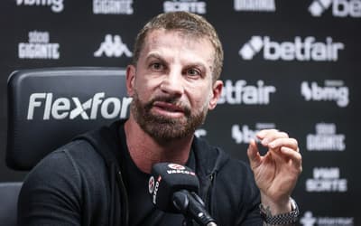 Pedrinho confirma negociações do Vasco por Cuiabano e Spinelli