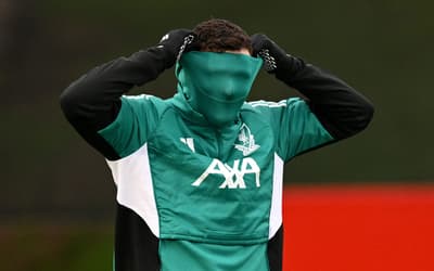 Ídolo do Liverpool entra no radar de rival da Premier League para saída, diz site