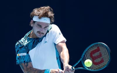 Thiago Wild volta a vencer após mais de seis meses e avança no Australian Open