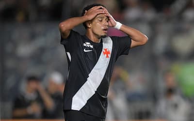 Melhores momentos: Vasco domina a partida, mas cede empate à Chapecoense