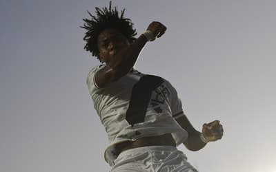 Vasco oficializa saída de GB para o Fortaleza