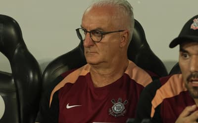Dorival elogia Garro e comenta situação de Pedro Raul no Corinthians