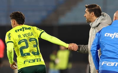 Abel diz que aprendeu a gostar do 'Palmeiras de Veiga' e o segurou no clube até onde pôde