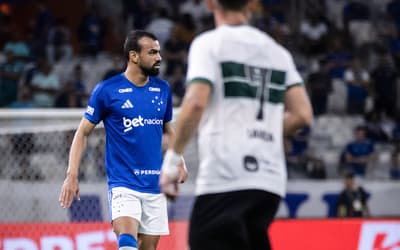 Fabrício Bruno vê vaias justas da torcida do Cruzeiro e cobra ataque mais letal