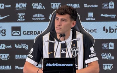 Tomás Pérez é apresentado no Atlético-MG e fala sobre características e condição física