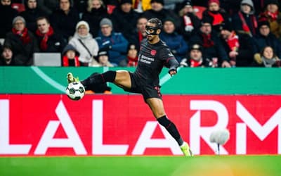 Brasileiro se torna lateral mais rápido entre clubes alemães da Champions League