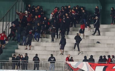 Athletico x Corinthians terá restrição de público por confusão em Atletiba da Série B