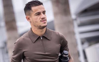 Torcedores do Vasco mandam recado a Coutinho, que deve deixar o clube: 'Ninguém é maior'