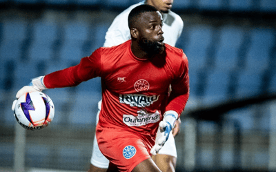 Irmão de jogador do Flamengo 'faz milagre' e lance viraliza na web