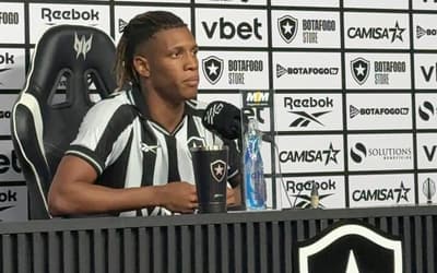Danilo revela 'surpresa' com possível saída do Botafogo e avalia Anselmi