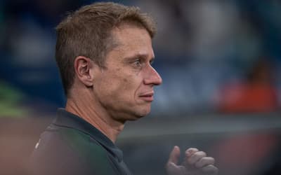 Seabra cita 'componentes estratégicos' em vitória do Coritiba contra o Cruzeiro