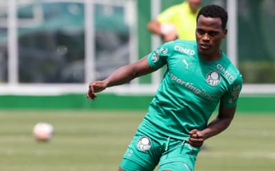 Prestes a estrear, Jhon Arias diz estar ansioso para escrever sua história no Palmeiras