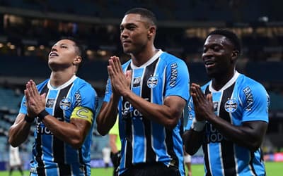 Melhores momentos: Grêmio aproveita vantagem numérica desde o início e vence o Atlético-MG