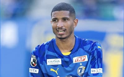 Zagueiro brasileiro avalia mudança no calendário japonês: 'Desafio'