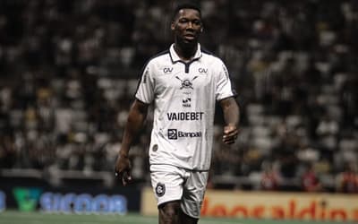 Emprestado pelo Botafogo, Patrick de Paula celebra início no Remo