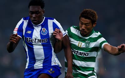 Atacante espanhol sofre lesão grave no joelho e está fora da Copa do Mundo