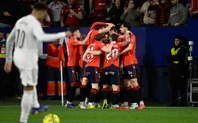 Astro do Real Madrid pede desculpas após falha que causou derrota