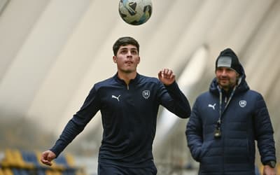 Ex-Cruzeiro, Cauan Baptistella projeta estreia pelo Metalist, da Ucrânia