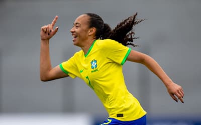 Olho Nela: Aline Gomes é uma das apostas de Arthur Elias nesta Data Fifa